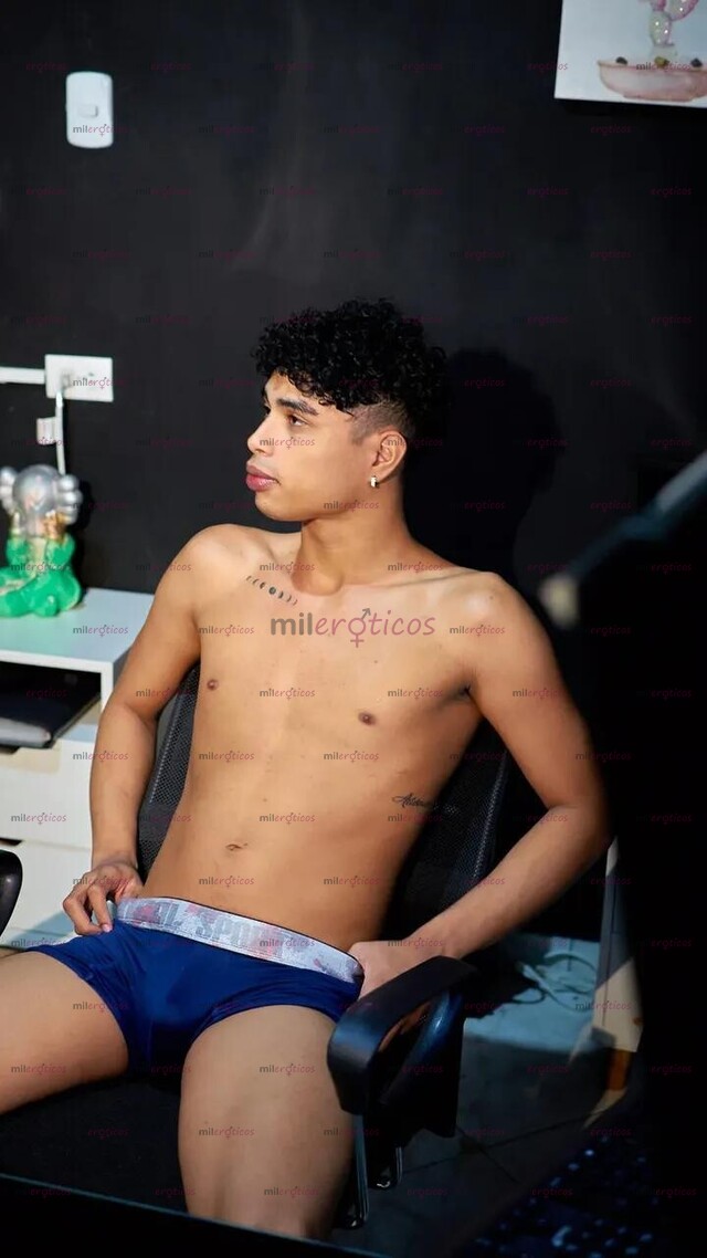 FOTOS DE JOVEN UNIVERSITARIO MASAJISTA NUEVO EN MEDELLÍN CON SITIO