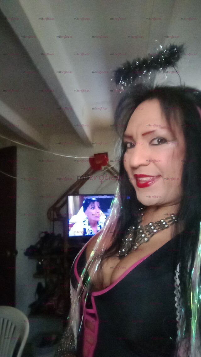 FOTOS DE TU DAMA DE COMPAÑÍA PERVERTIDA Y ZORRA AL INSTANTE..