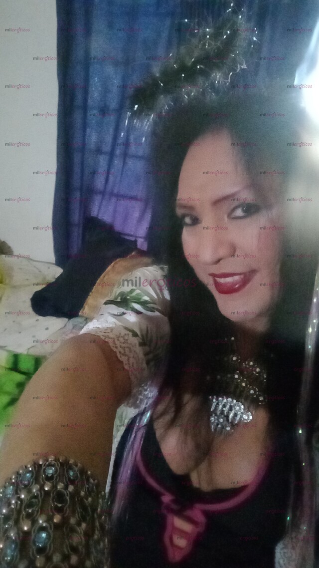 FOTOS DE TU DAMA DE COMPAÑÍA PERVERTIDA Y ZORRA AL INSTANTE..