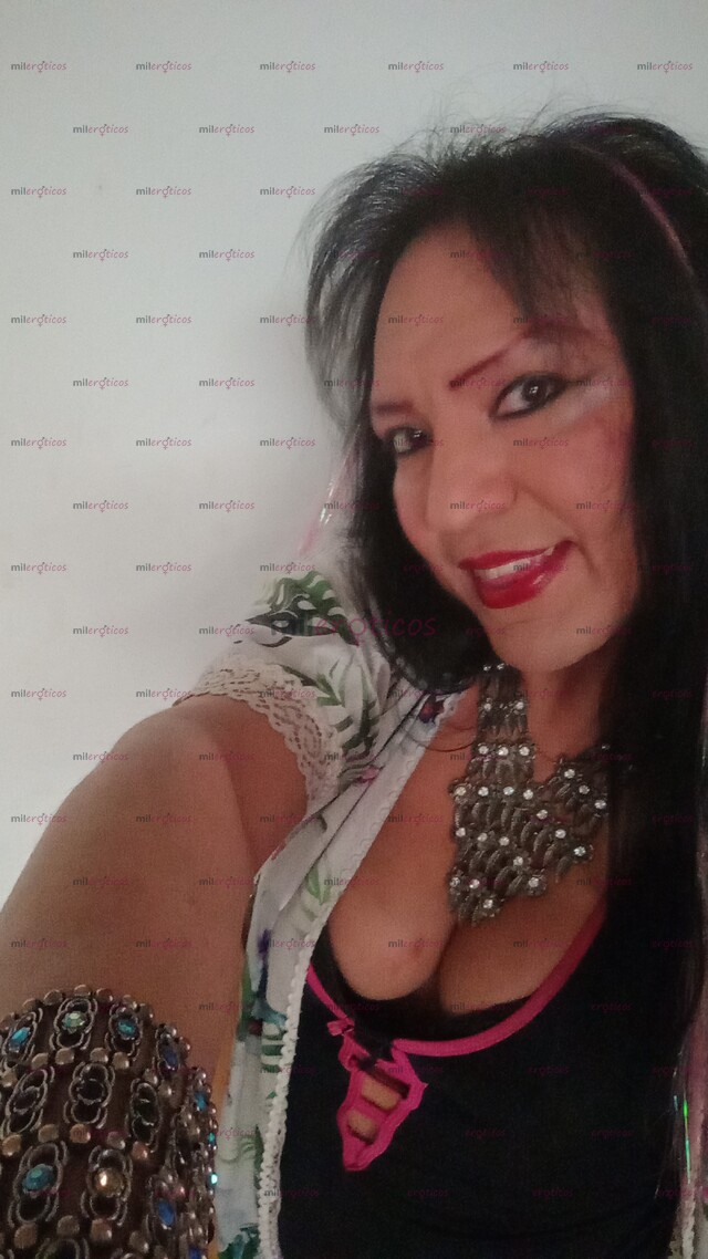 FOTOS DE TU DAMA DE COMPAÑÍA PERVERTIDA Y ZORRA AL INSTANTE..