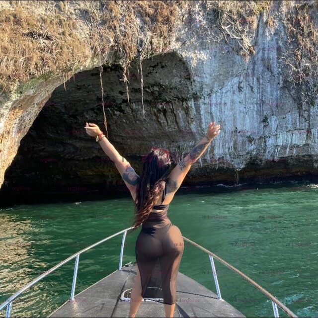 FOTOS DE CHICA V.I.P MUY RICA CON UN CULO DELICIOSO