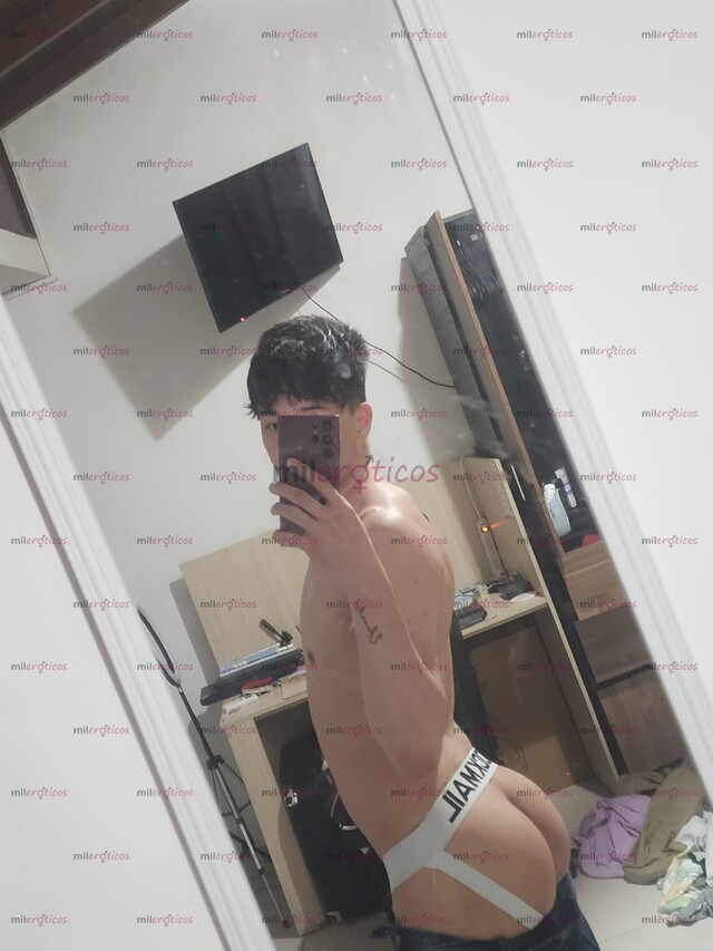 FOTOS DE DANIEL 20 AÑOS: CHICO BLANCO, ATLÉTICO, LECHERO, VERSÁTIL, MORBO Y PLACER