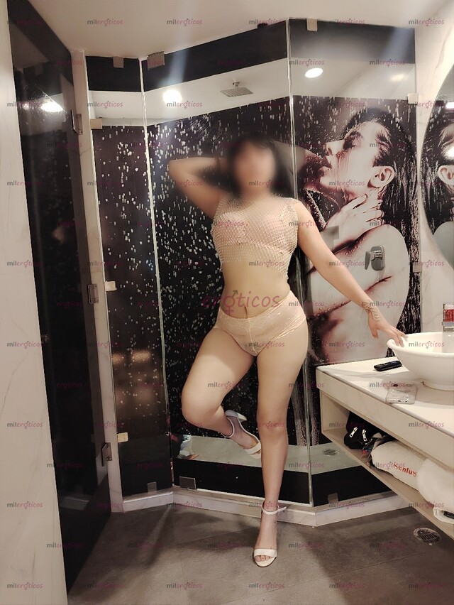 FOTOS DE ZOE CHICA INDICADA HIGIÉNICA REAL INICIANDO BONITA DELGADITA DISPONIBLE PARA TI