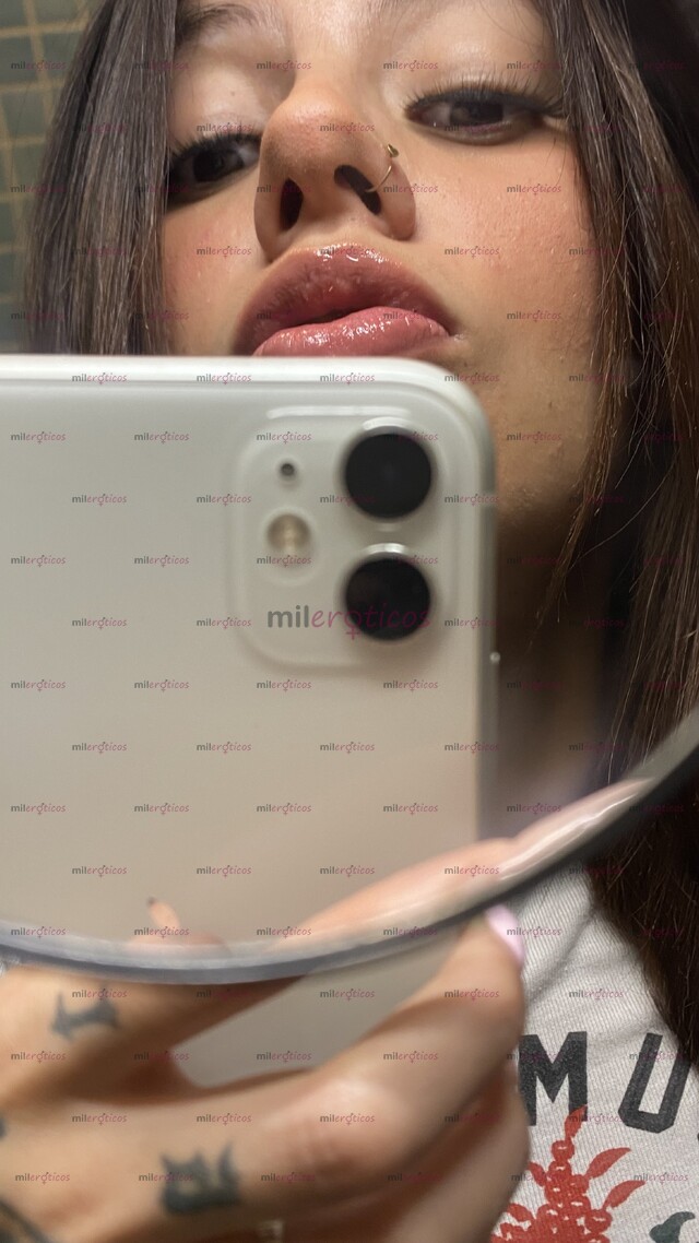 FOTOS DE FLAQUITA NINFÓMANA CON HUESITO TALLADOR