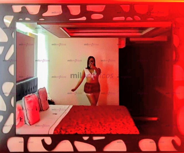 FOTOS DE Y SI JUGAMOS A QUÉ ME PONES EN 4 Y ME LA DAS TODA