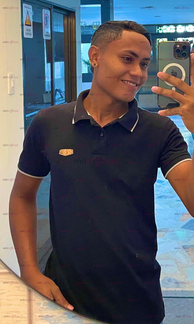 FOTOS DE ANDREW COSTEÑO JOVEN COMPLACIENTE BUENA VERGA Y CULO