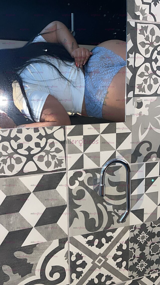 FOTOS DE GABY VENEZOLANA CALIENTE Y SEXO DURO LO CHUPO BIEN ENSALIBADO Y GARGANTA PROFUND