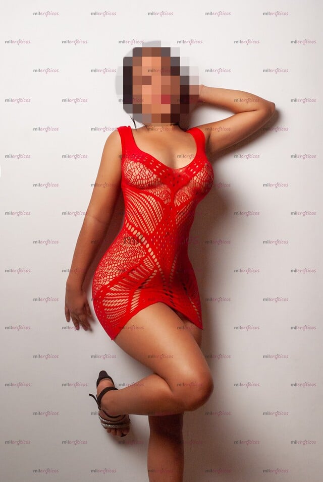FOTOS DE RICA POLLITA DE 18 AÑITOS PAPI VEM DAME TETERITO