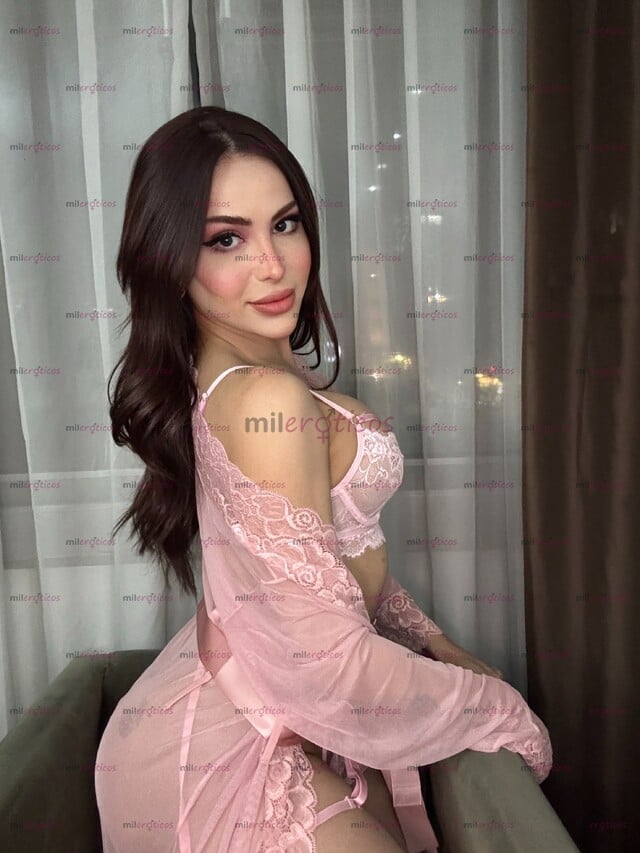 FOTOS DE TU PRIMERA EXPERIENCIA TRANS TIENE QUE SER LA MEJOR VERGA LECHOSA Y UN CULO RICO