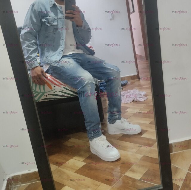 FOTOS DE COMPLACIENTE, DISCRETO,VERGA GRUESA, JOVEN MORENO ARDIENTE