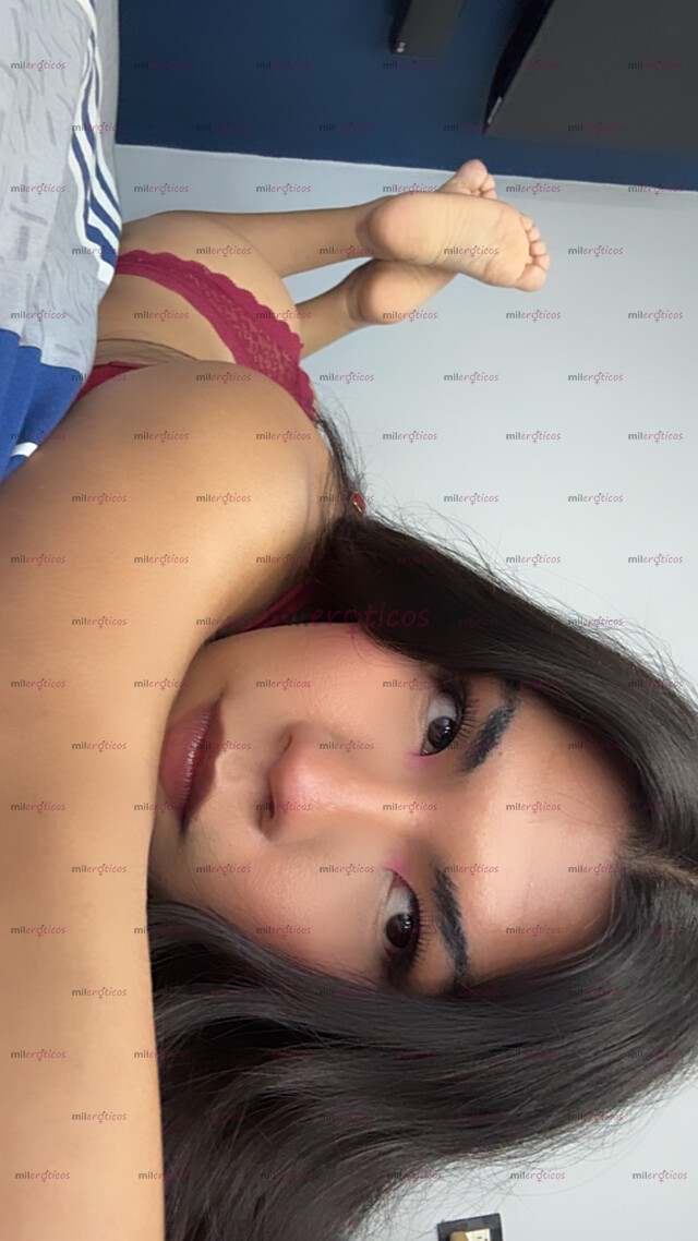 FOTOS DE HERMOSA Y JOVEN CHICA TRANS DISPUESTA A COMPLACERTE