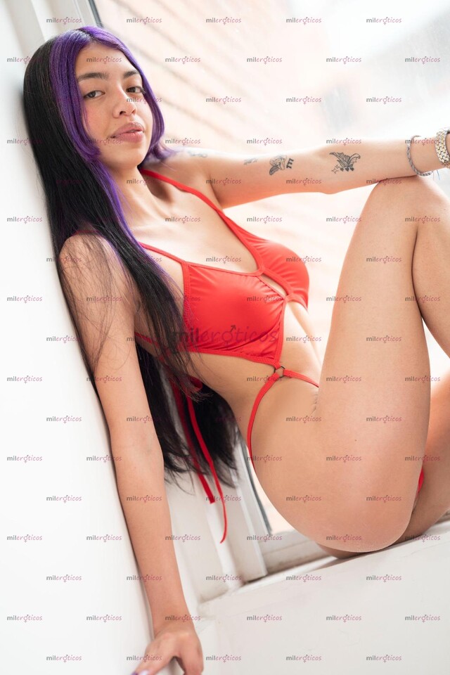 FOTOS DE SOY UNA HERMOSA JOVEN DE 18 AÑOS, CON UN CUERPO HERMOSO Y NATURAL.