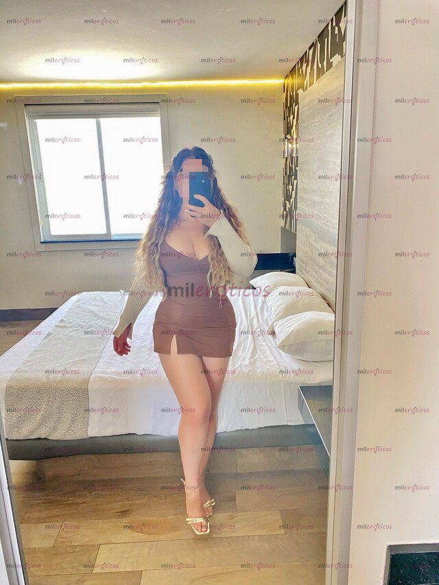 FOTOS DE HOLA MI NOMBRE ES RENATA UNA TAPATÍA QUE LLEGA A TÚ CIUDAD POR UN TIEMPO CORTO