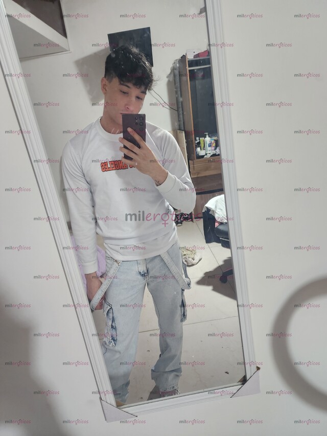 FOTOS DE DANIEL 20 AÑOS: CHICO BLANCO, ATLÉTICO, LECHERO, VERSÁTIL, MORBO Y PLACER