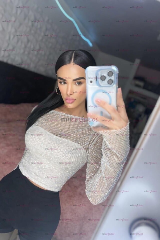 FOTOS DE CHICA DISPONIBLE PERFECTA ELEGANCIA QUE SE DISTINGUE ENTRE LA MULTITUD