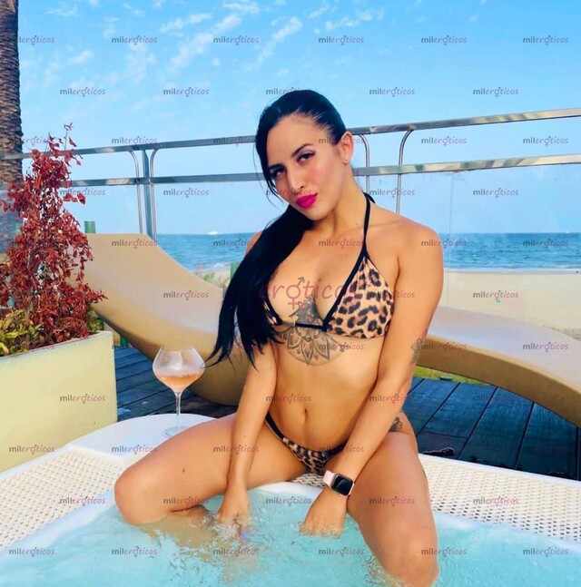 FOTOS DE DELICIOSA MODELO SUPER TOP CALIENTICA PARA TI