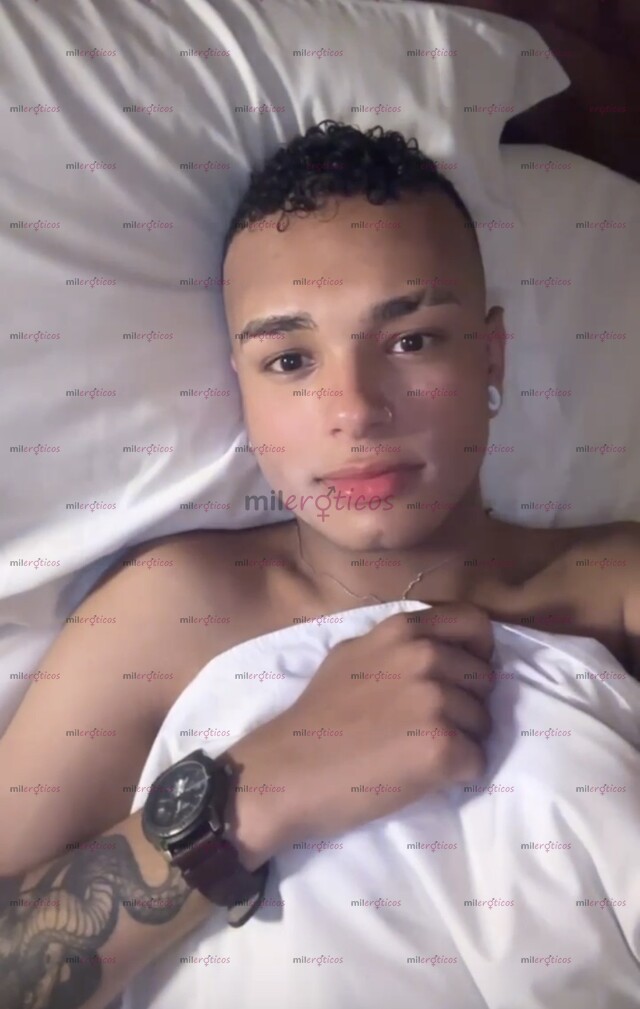 FOTOS DE ACOMPAÑANTE JOVEN CON TRATO PROFESIONAL Y DISCRETO