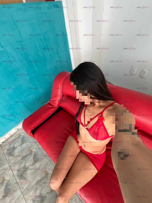FOTOS DE FLAQUITA RICA Y DELICIOSA HERMOSA DE CARA Y CON UN CULO RICO
