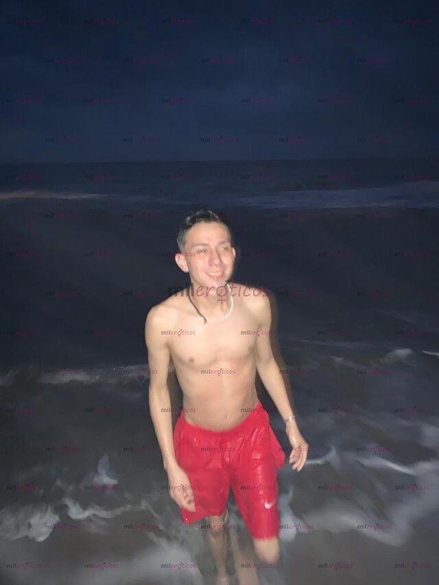 FOTOS DE CHICO JOVEN DELGADO CALIENTE Y CARIÑOSO