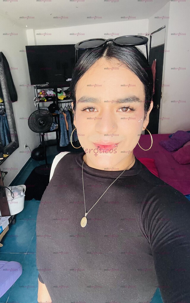 FOTOS DE LLEGO HERMOSA NIÑA TRANS TATUADA DISPUESTA A COMPLACERTE