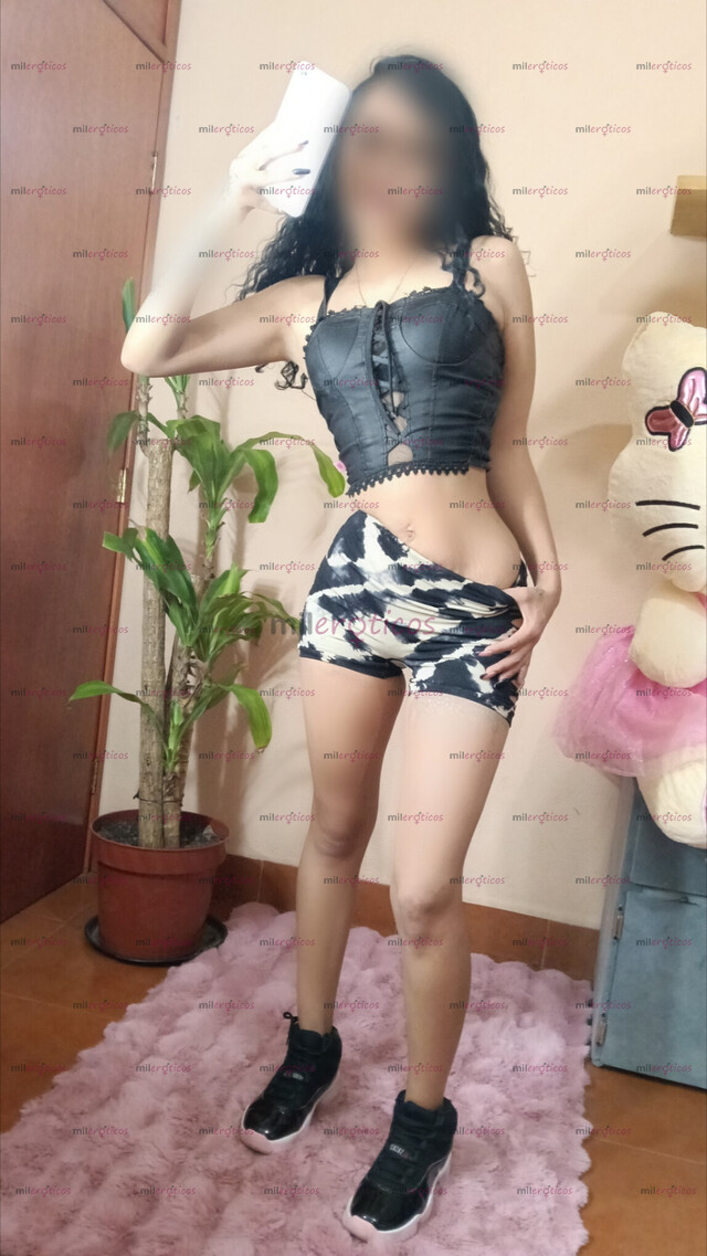 FOTOS DE FLAQUITA SUCULENTA!! UNA VERDADERA PETTITE 19 AÑOS CONTRATAME