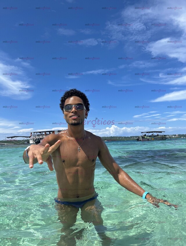 FOTOS DE CHICO DE COMPAÑÍA, HAGO TUS DESEOS REALIDAD.