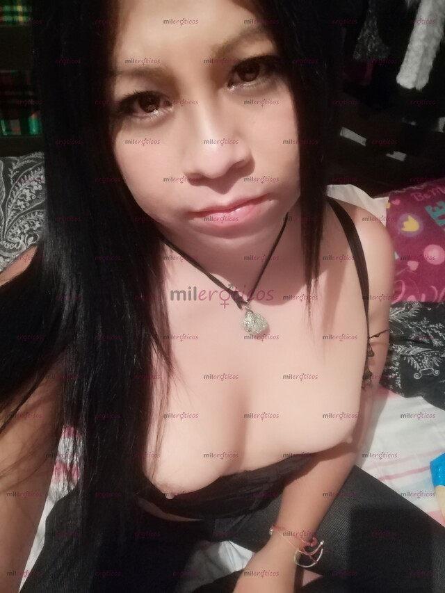 FOTOS DE HERMOSA CHAPARRITA CACHONDA CON LUGAR PARA PASARLA RICO