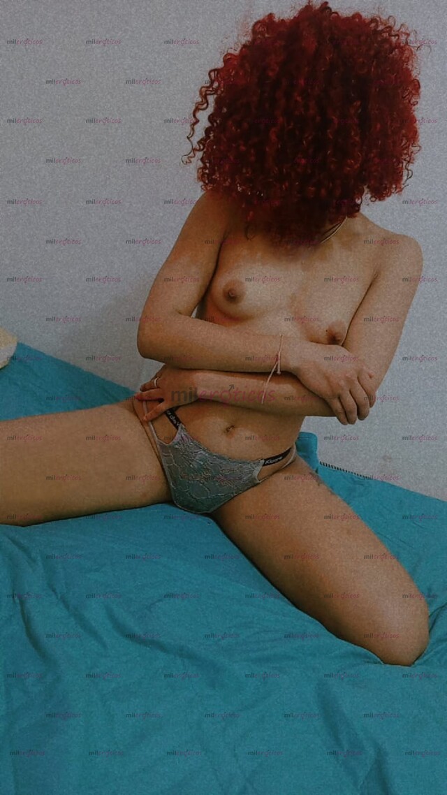 FOTOS DE APASIONADA JOVEN ADICTA AL SESO MONA CRESPA