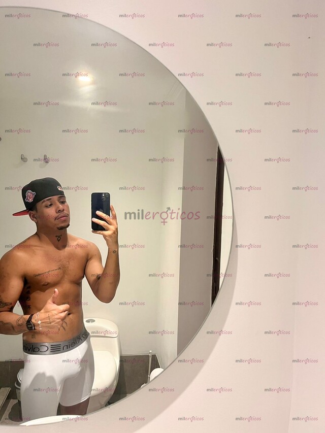 FOTOS DE MORENO CALIENTE NUEVO EN LA CIUDAD! VERSATIL