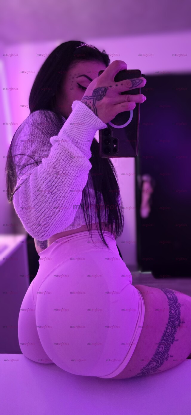 FOTOS DE BUSCAS CONTENIDO REAL Y HOT MIRA DEJAME UN MENSAJE