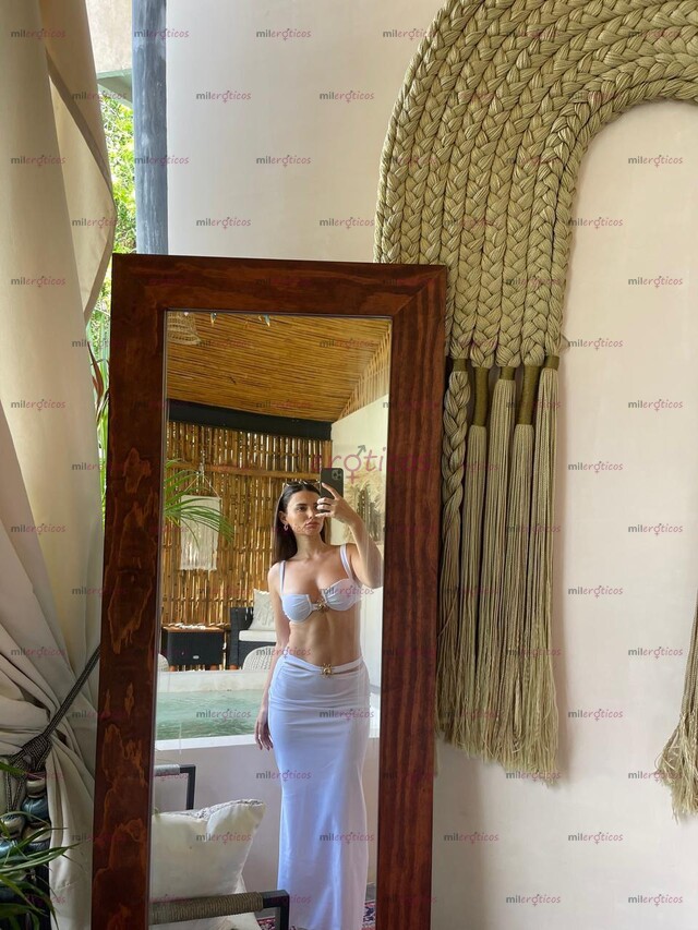 FOTOS DE .$800 LA CHUPO SUPER RICO TEARE VENIR UNA Y OTRA VEZ CHICHONA Y NALGONA CALIENTE