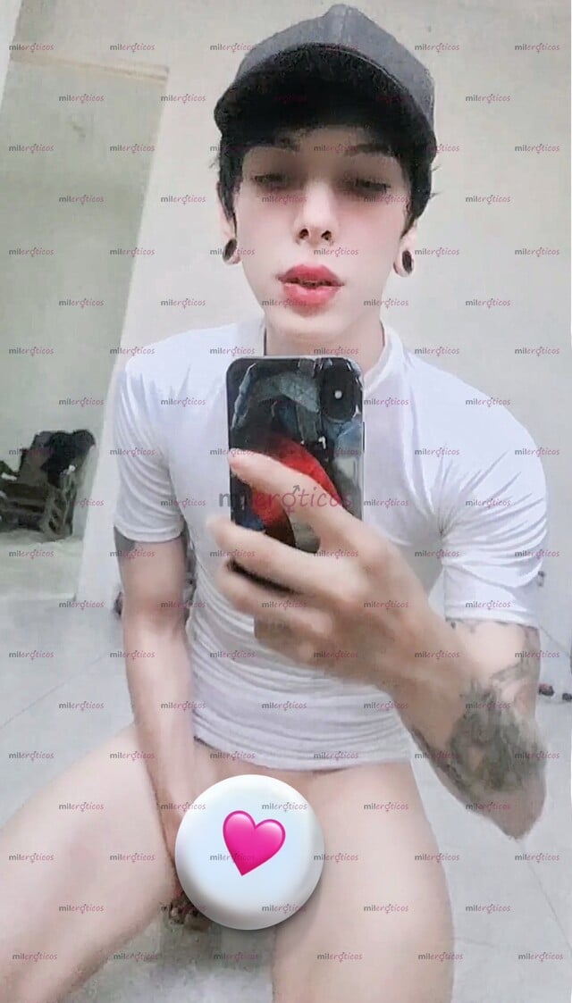 FOTOS DE JOVEN ACTIVO VARONIL CON BUENA VERGA 22CM BLANCO CUERPO ATLÉTICO