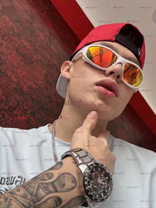 FOTOS DE MATHIAS POLLO VERGON FULL ERECCIÓN CALIENTE Y ATENTO, COMPLACIENTE Y MASCULINO