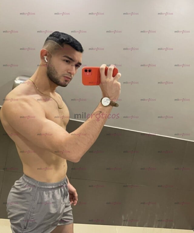 FOTOS DE COSTEÑO VERS PASI CON ELEGANCIA Y ALTA SEDUCCIÓN