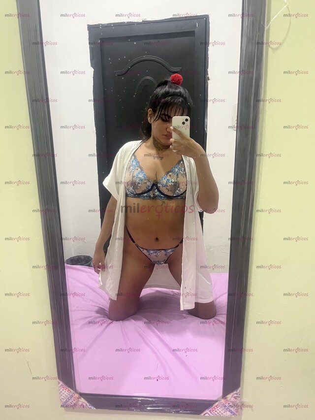 FOTOS DE ARDIENTE Y HERMOSA MORENA, PELINEGRA, CON SITIO Y A DOMICILIO