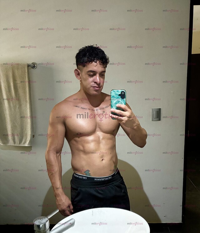 FOTOS DE LECHERO CON LUGAR EN ZONA ROMANTICA GRAN POLLA