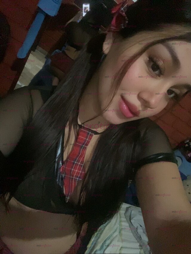 FOTOS DE DELICIOSA CHICA SEXI CON CULO Y TETAS GRANDES POR 10MIL