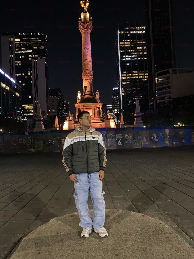 FOTOS DE JOVENCITO COLOMBIANO MUY DISCRETO DE VISITA EN CANCÚN