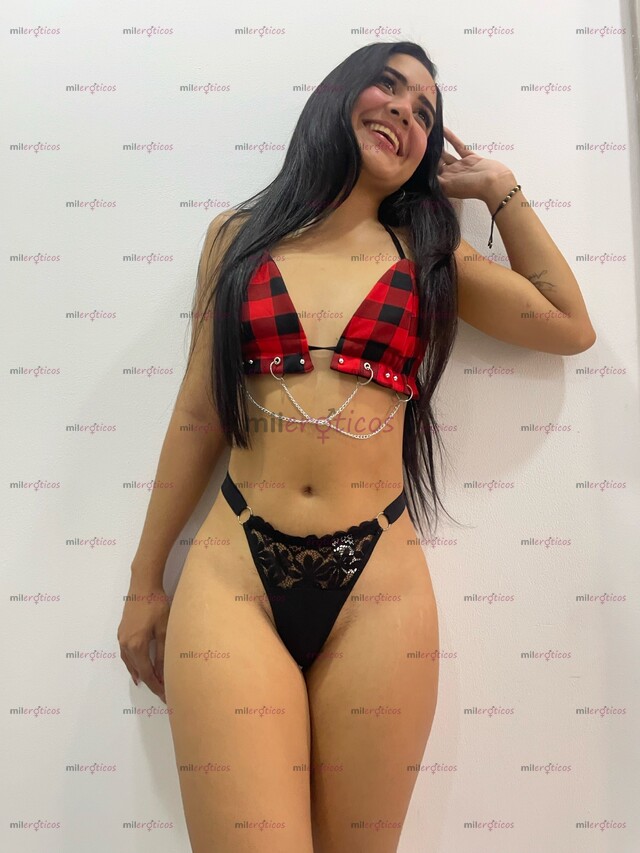 FOTOS DE BLANQUITA EXÓTICA PELINEGRA FLACA LINDA HERMOSA
