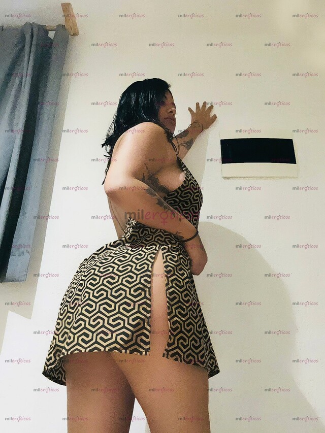 FOTOS DE RICA MORENA DE 19 AÑOS COMPLACIENTE MUY SUMISA