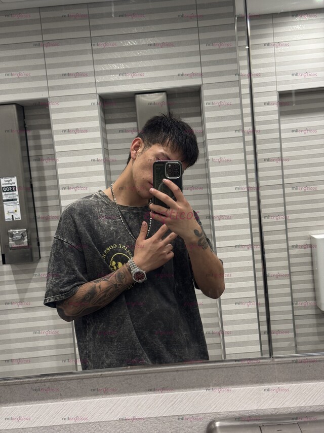 FOTOS DE FASCINANTE Y JOVEN GIGOLO VIP DE 22 AÑOS,HETEROSEXUAL!!...3208916408