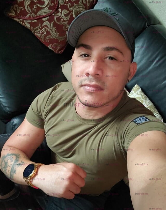 FOTOS DE SOY UN CHICO ALEGRE , CARIÑOSO, ME ENCANTA MAMAR Y SER MAMADO