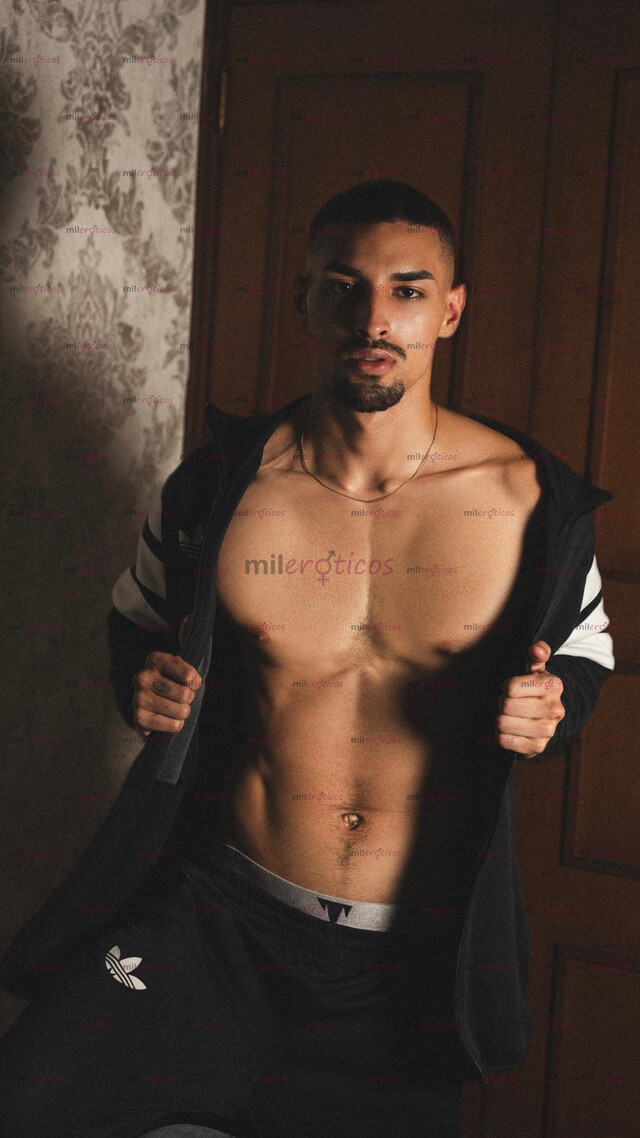 FOTOS DE JOVEN PAISA VERGON CALIENTE Y DE MENTE ABIERTA