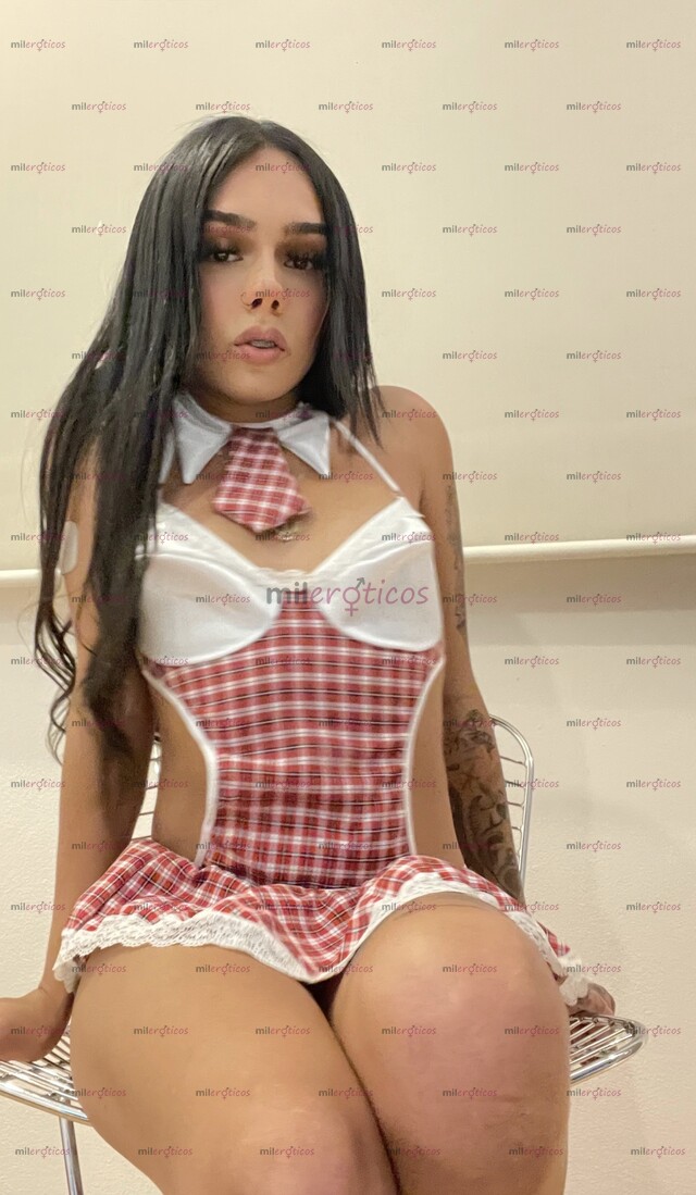 FOTOS DE ZOE,CALIENTE FEMENINA Y LISTA PARA HACERTE PASAR UN BUEN RATO