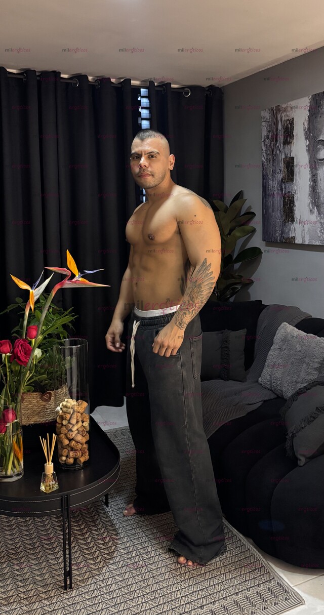 FOTOS DE COLOMBIA BOY. JHON PAISA SERIO, MASCULINO Y DISCRETO. BUENA VERGA, BUEN CULO !