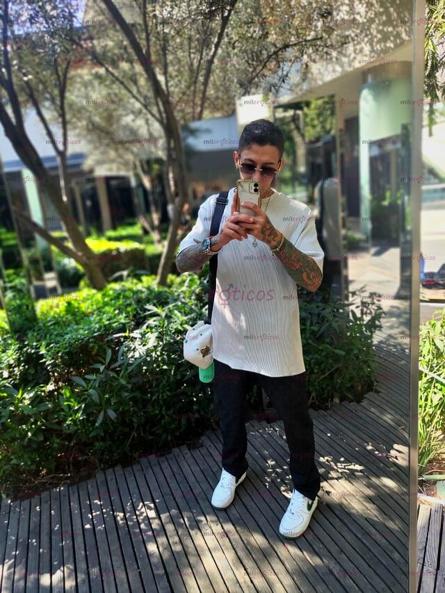 FOTOS DE MYKE UN COLOMBIANO TATUADO POR POCOS DIAS