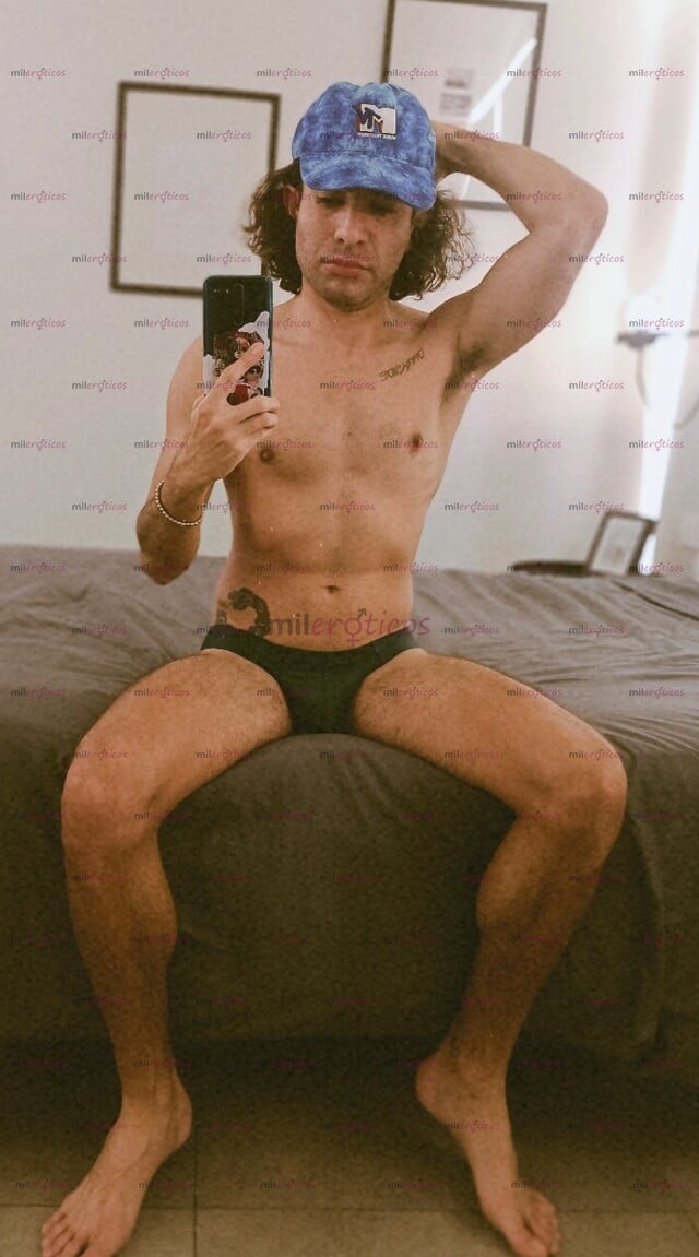 FOTOS DE BISEX ACTIVO EXPLORANDO CONTIGO MÁS MI SEXUALIDAD...