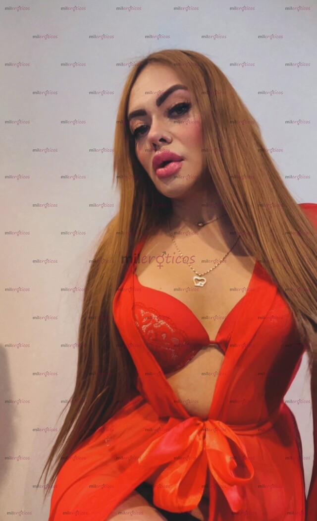 FOTOS DE NUEVA EN TU CD .LAME TODO MI CUERPO , Y VENTE EN MIS NALGAS DISFRUTEMOS JUNTOS