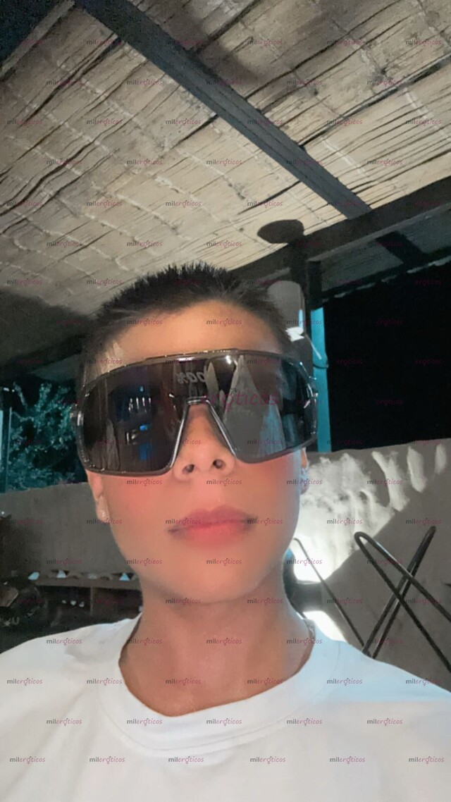 FOTOS DE , ACOMPAÑANTE, CHICO DE BUEN AMBIENTE EXCELENTE EDUCACIÓN BUENA