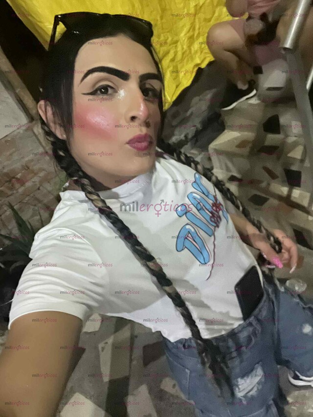 FOTOS DE HOLA MI NOMBRE ES SALOME UNA CHICA TRANS ARDIENTE